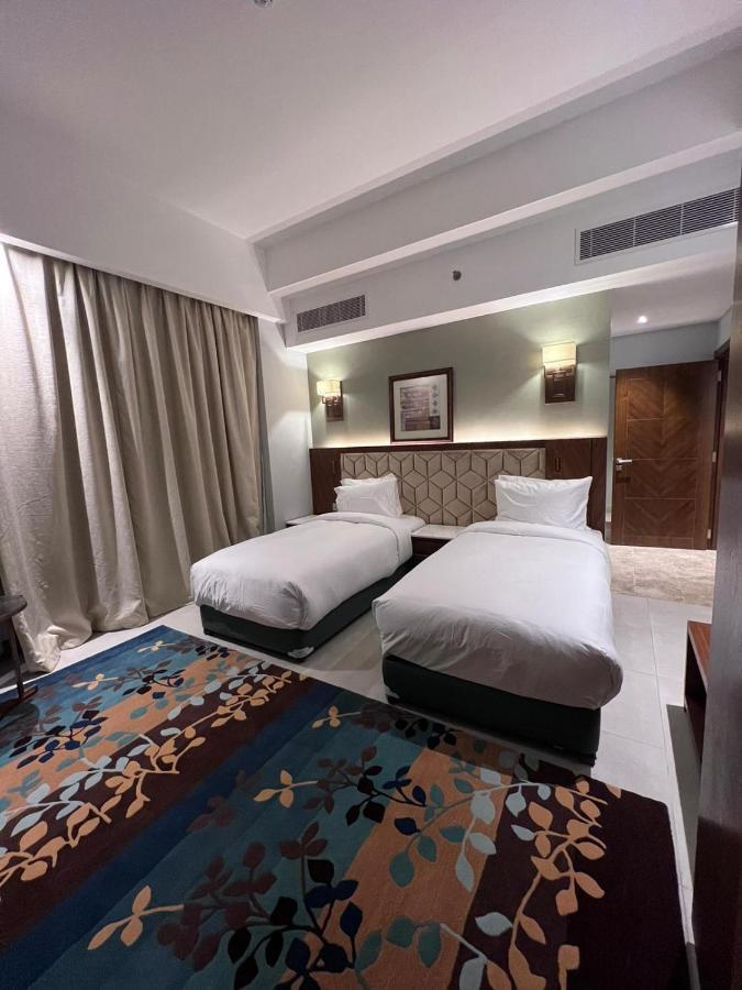 The Seven Hotel Manama Eksteriør bilde