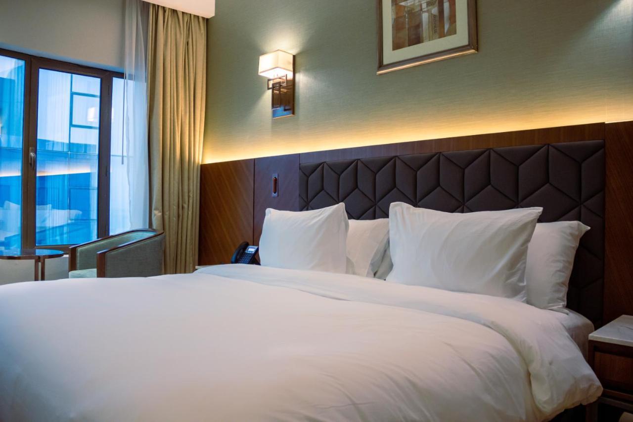 The Seven Hotel Manama Eksteriør bilde