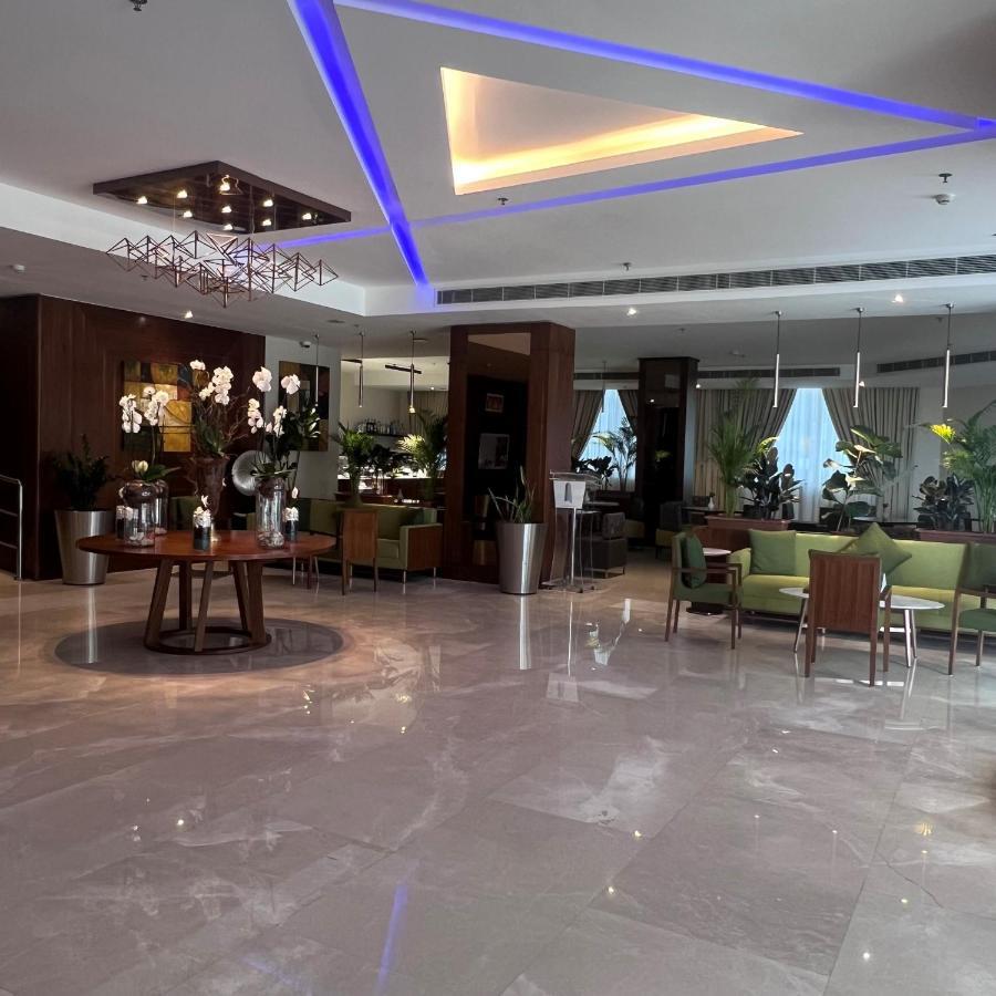 The Seven Hotel Manama Eksteriør bilde