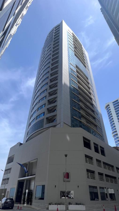 The Seven Hotel Manama Eksteriør bilde