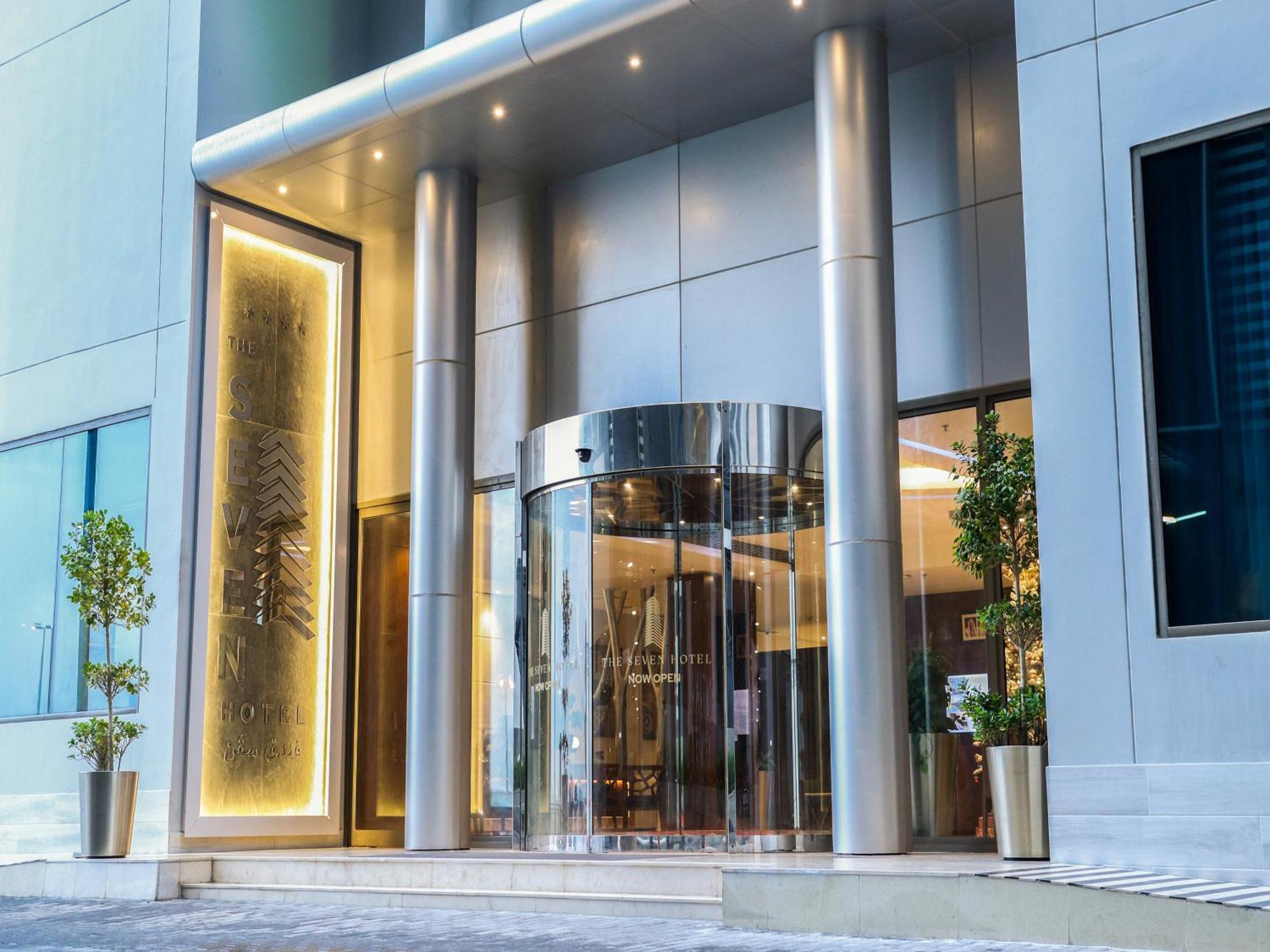 The Seven Hotel Manama Eksteriør bilde