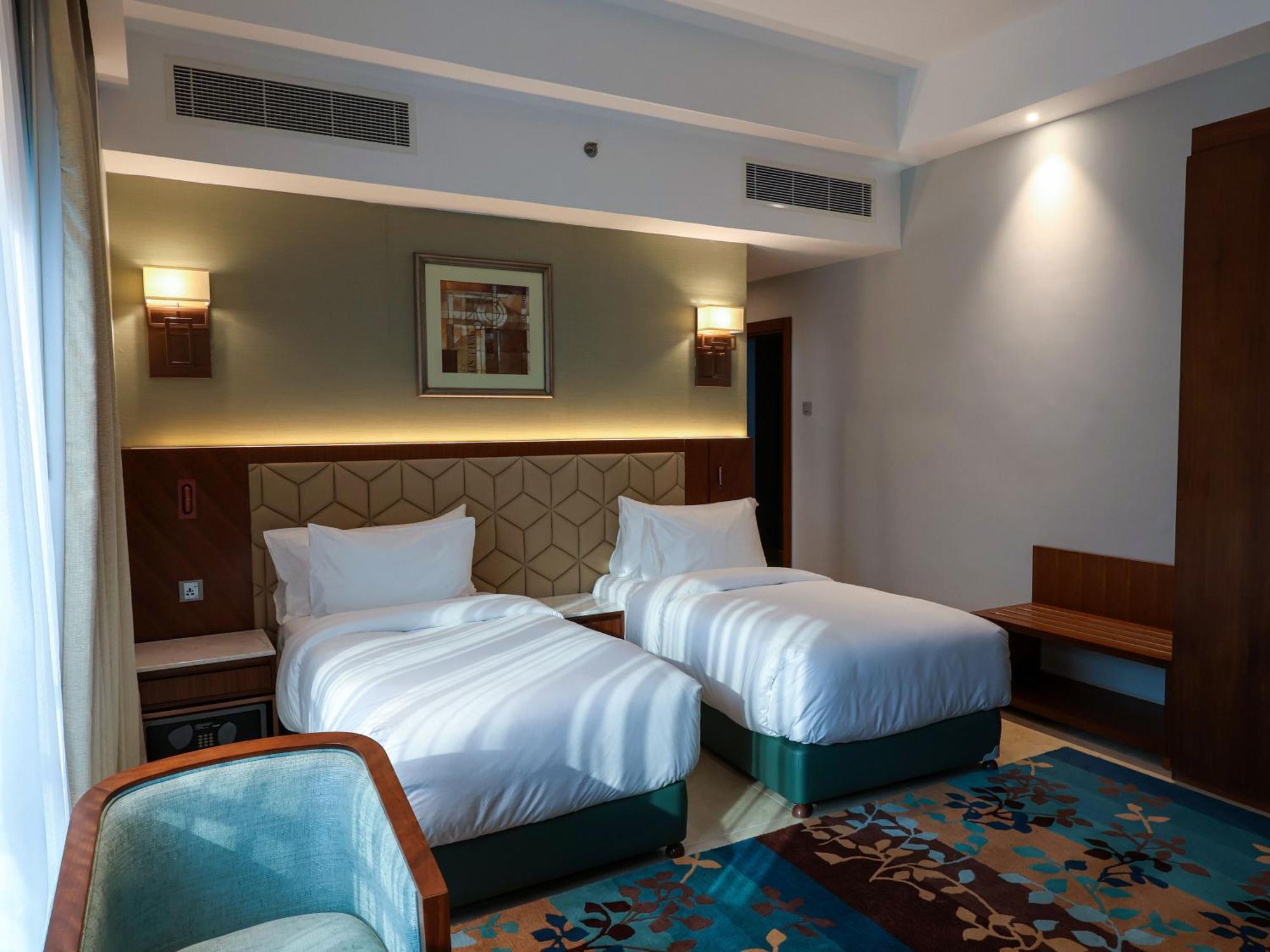 The Seven Hotel Manama Eksteriør bilde